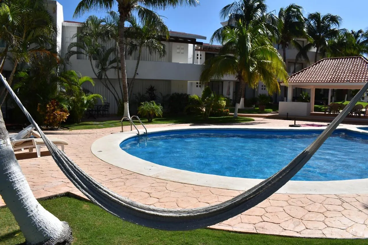 Quintas Del Lago Seaside Apartments Cancun 0*,