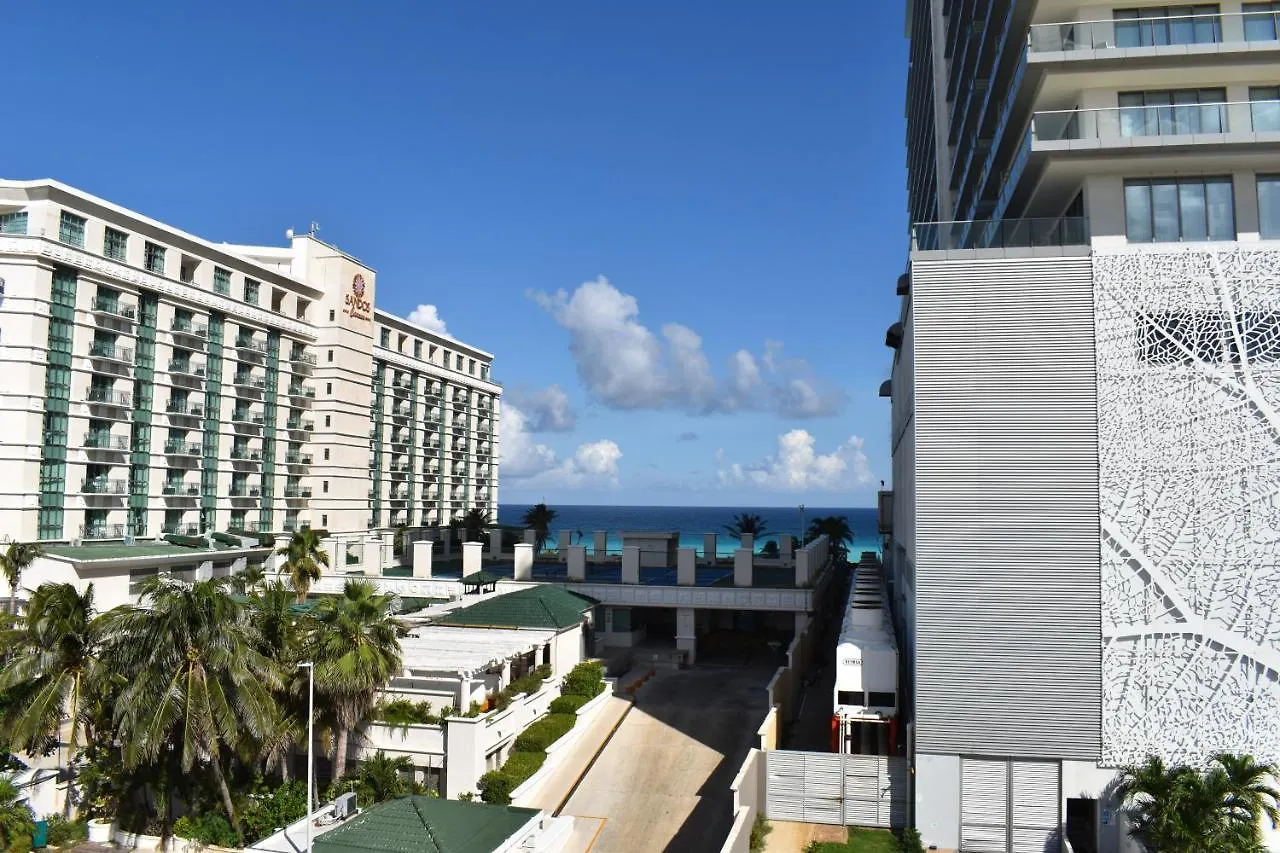 Quintas Del Lago Seaside Apartments Cancún Mexiko