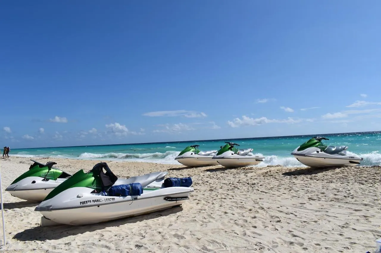 Quintas Del Lago Seaside Apartments Cancún Mexiko